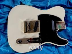 Fender American Vintage'52 AVRI Telecaster guitar body