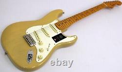 Fender American Vintage II 1957 Stratocaster, Vintage Blonde