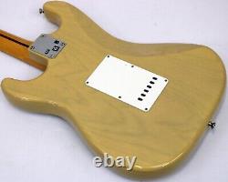 Fender American Vintage II 1957 Stratocaster, Vintage Blonde