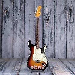 Fender American Vintage II 1961 Stratocaster, 3-Color Sunburst