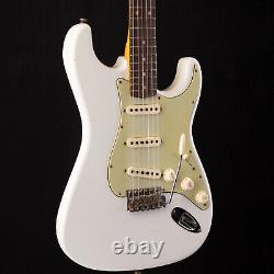 Fender Custom Shop 1960 Journeyman Stratocaster Aged Olympic White 213