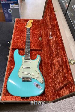 Fender Custom Shop 63 Stratocaster Journeyman Relic in Sea Foam Green