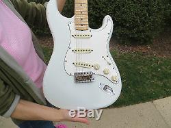 Fender Custom Shop Limited Edition 1969 Reissue Stratocaster ABBY H/W PICKUPS