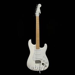 Fender Dealer Exclusive Player II Stratocaster, Polar White, Matching Headstock