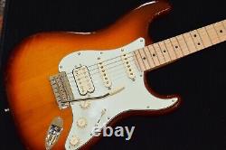 Fender Deluxe Stratocaster HSS Tobacco Sunburst 75th NOISELESS and HARD CASE