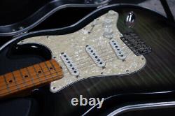 Fender Japanese Stratocaster 1992-1993 Green Foto Flame