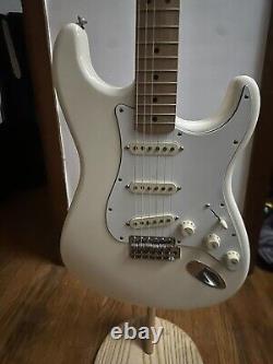 Fender Jimi Hendrix Stratocaster 6 String Maple Fingerboard Electric Guitar