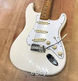 Fender Jimi Hendrix Stratocaster Electric Guitar Olympic White