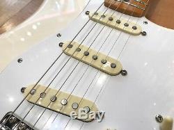 Fender Jimi Hendrix Stratocaster Electric Guitar Olympic White