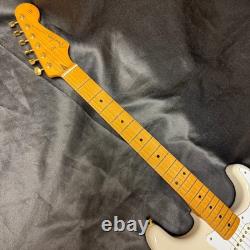Fender Limited Ed. Vintera III Late'50s Stratocaster White Blonde with Deluxe Bag