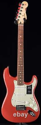 Fender Limited Edition Player Stratocaster Electric-Guitar Fiesta Red