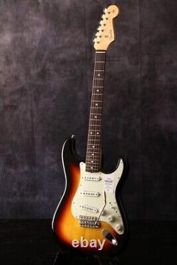 Fender / Made in Japan Traditional 60s Stratocaster 3-Color Sunburst