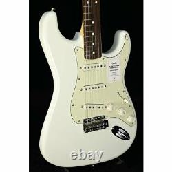 Fender Made in Japan Traditional 60s Stratocaster Olympic White with gig bag