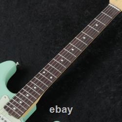 Fender Made in Japan Traditional 60s Stratocaster Surf Green with gig bag