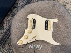 Fender Mod Shop prewired Stratocaster Pickguard Shawbucker HH Configuration