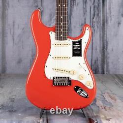 Fender Player II Stratocaster, Coral Red