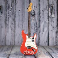 Fender Player II Stratocaster, Coral Red