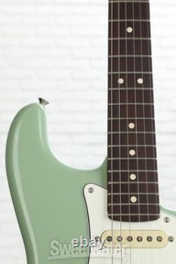 Fender Player II Stratocaster Electric Guitar Birch Green with Rosewood