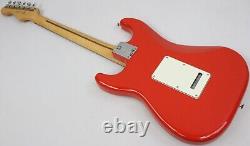 Fender Player II Stratocaster Electric Guitar, Coral Red