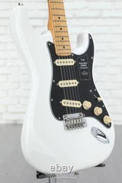 Fender Player II Stratocaster Electric Guitar Polar White with Maple