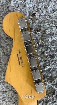 Fender Player II Stratocaster HSS, Rosewood Fingerboard, Coral Red MIM