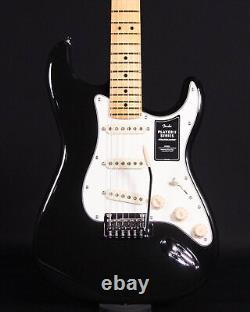 Fender Player II Stratocaster, Maple FB, Black