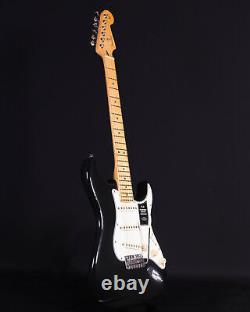 Fender Player II Stratocaster, Maple FB, Black