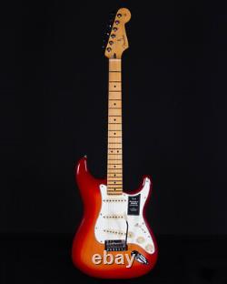 Fender Player II Stratocaster, Maple FB, Chambered Ash, Aged Cherry Burst