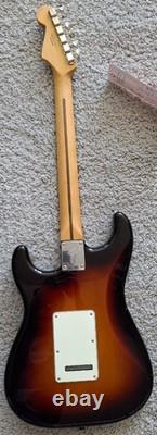 Fender Player II Stratocaster, Rosewood Fingerboard, 3 Color Sunburst MIM