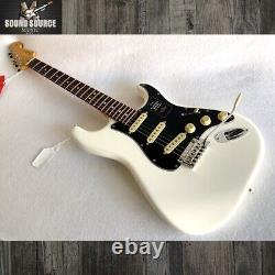 Fender Player II Stratocaster, Rosewood Fingerboard, 7.8 lbs. Polar White