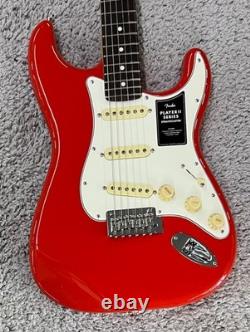 Fender Player II Stratocaster, Rosewood Fingerboard, Coral Red Finish MIM