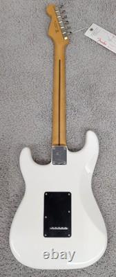 Fender Player II Stratocaster, Rosewood Fingerboard, Polar White Finish MIM