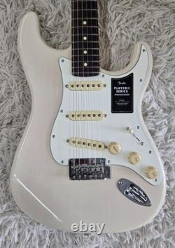 Fender Player II Stratocaster, Rosewood Fingerboard, White Blonde Finish MIM
