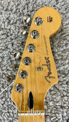 Fender Player II Stratocaster guitar, Maple Fingerboard, Aqua Tone Blue MIM
