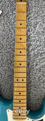 Fender Player II Stratocaster guitar, Maple Fingerboard, Aqua Tone Blue MIM