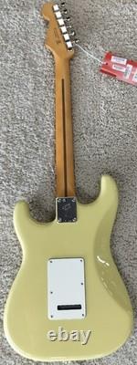 Fender Player II Stratocaster guitar, Maple Fingerboard, Hialeah Yellow MIM