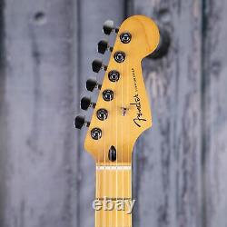 Fender Player Plus Stratocaster HSS, 3-Color Sunburst