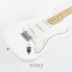 Fender Player Series Stratocaster Maple Polar White