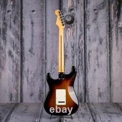 Fender Player Series Stratocaster, Pau Ferro, 3-Color Sunburst