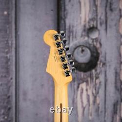 Fender Player Series Stratocaster, Pau Ferro, 3-Color Sunburst