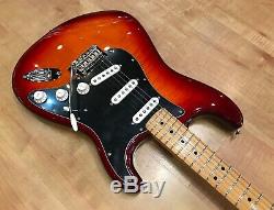 Fender Player Series Stratocaster Plus Top Aged Cherry Burst Flame Maple