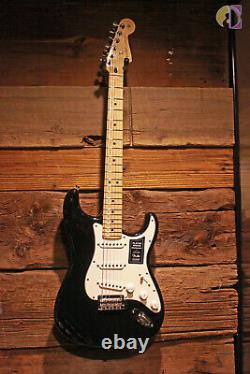 Fender Player Stratocaster, Black, Maple Fingerboard Free shipping lower USA