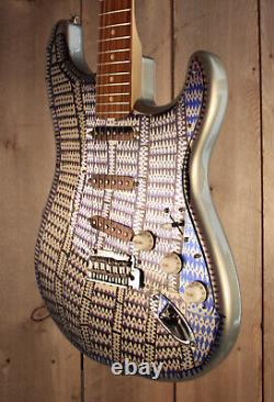 Fender Player Stratocaster CUSTOM ART guitar