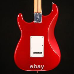 Fender Player Stratocaster Electric, Candy Apple Red 8lbs 0.2oz