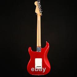 Fender Player Stratocaster Electric, Candy Apple Red 8lbs 0.2oz