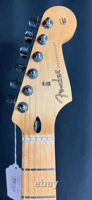Fender Player Stratocaster Electric Guitar Polar White Finish