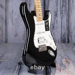 Fender Player Stratocaster HSS, Black