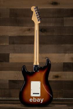 Fender Player Stratocaster, Maple Fingerboard, 3-Color Sunburst