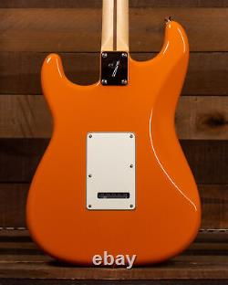 Fender Player Stratocaster, Maple Fingerboard, Capri Orange