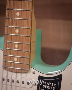 Fender Player Stratocaster, Pau Ferro FB, Sea Foam Green